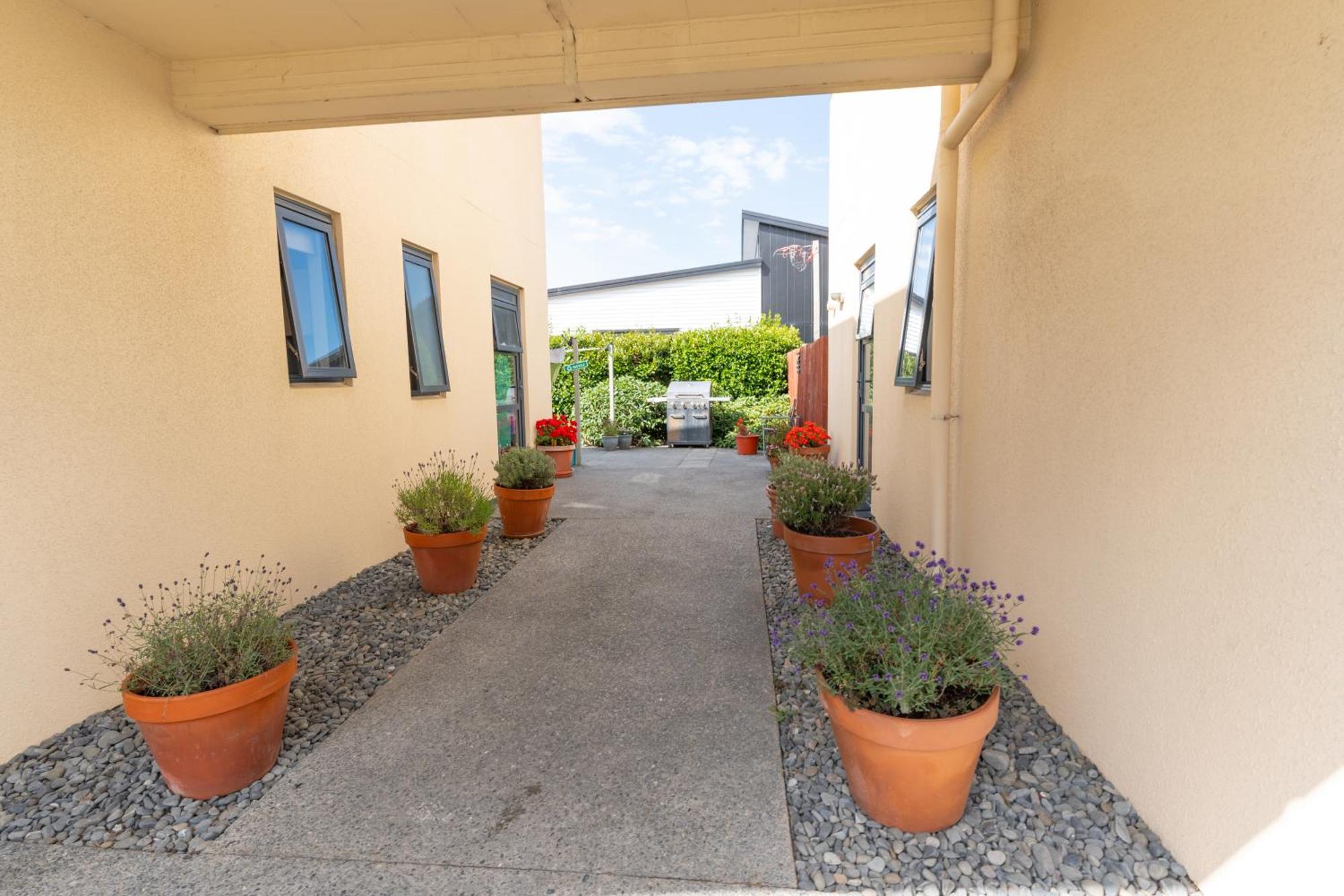 Bella Vista Motel Ashburton Exterior photo