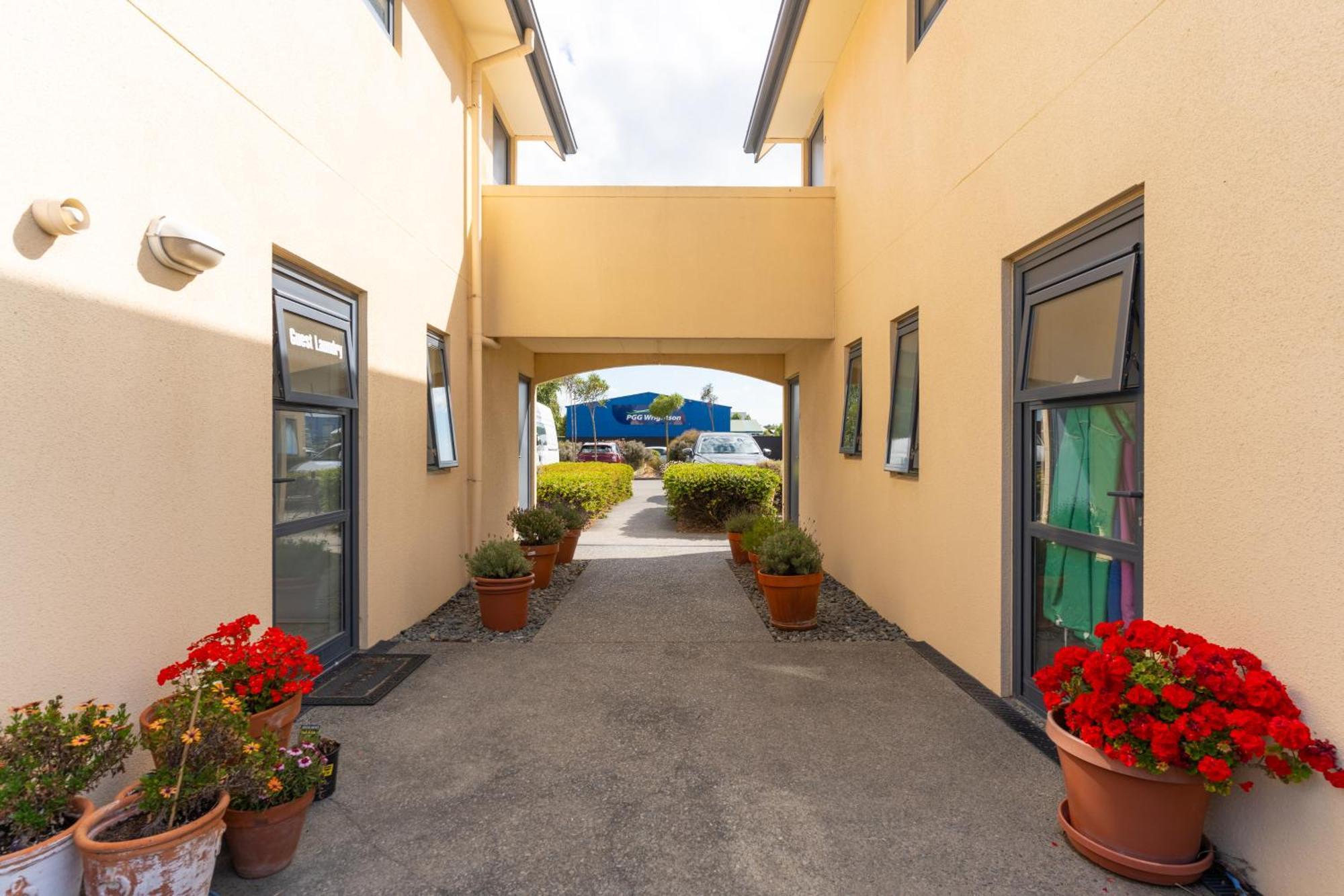 Bella Vista Motel Ashburton Exterior photo